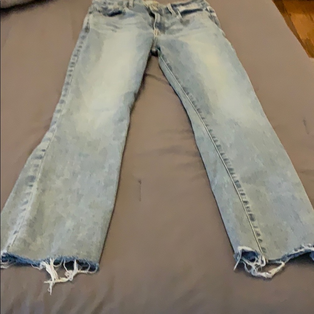 Light blue wash jean
